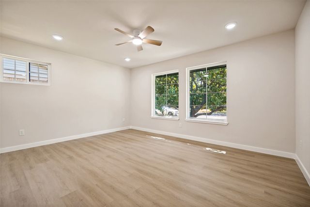 5209 Breakwood Drive, Dallas, TX 75227