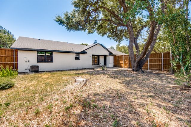5209 Breakwood Drive, Dallas, TX 75227