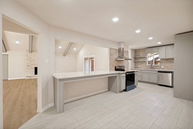5209 Breakwood Drive, Dallas, TX 75227
