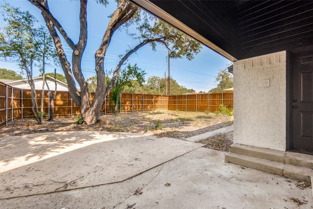 5209 Breakwood Drive, Dallas, TX 75227
