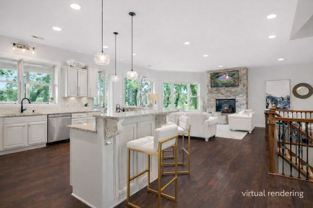 19900 Cottagewood Road, Deephaven, MN 55331