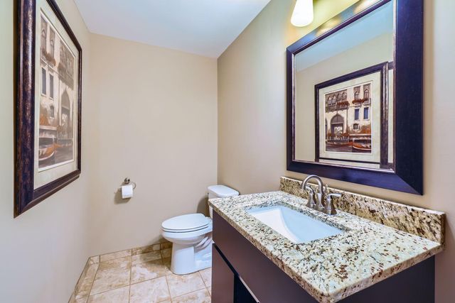 19900 Cottagewood Road, Deephaven, MN 55331