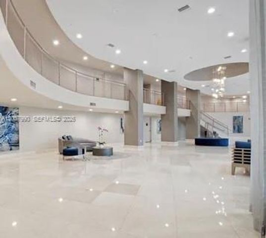 3370 Hidden Bay Dr 1213, Aventura, FL 33180