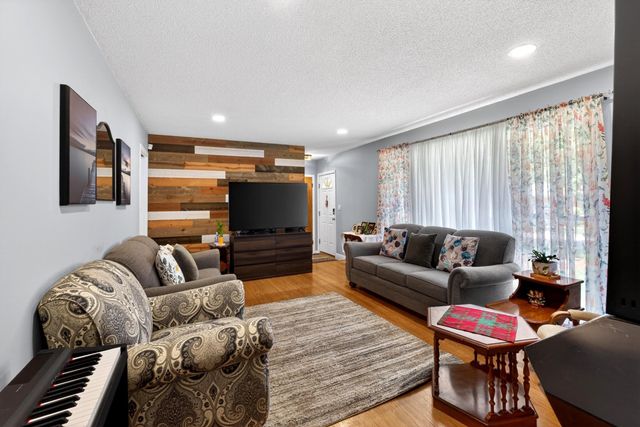 700 Coolidge Drive, Midland, MI 48642