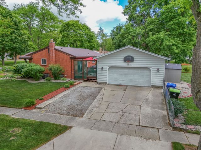700 Coolidge Drive, Midland, MI 48642