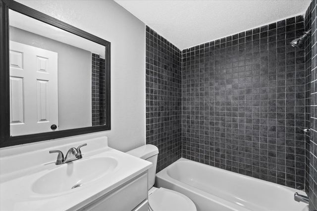 2815 Lyle Circle, Dalton, GA 30721