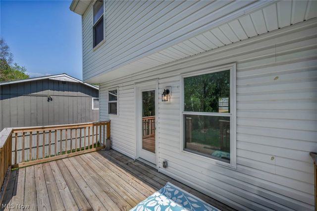 189 Alexander Drive, Elyria, OH 44035