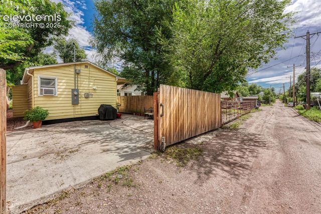 2317 W Uintah Street, Colorado Springs, CO 80904