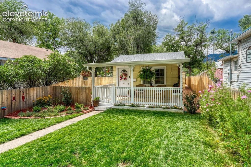 2317 W Uintah Street, Colorado Springs, CO 80904