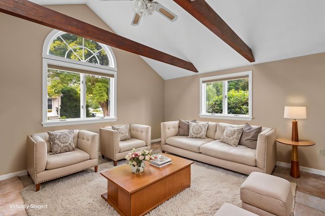 50 Main St, Foxboro, MA 02035
