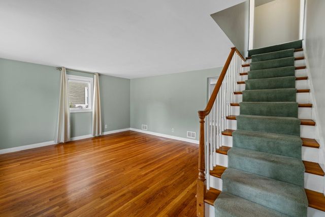 50 Main St, Foxboro, MA 02035