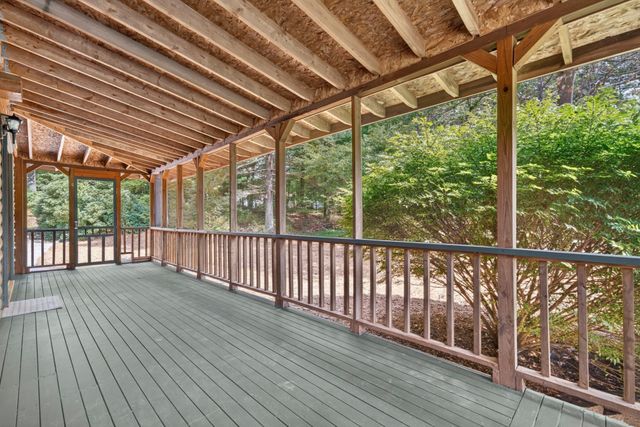 25 Old Center St, Carver, MA 02330