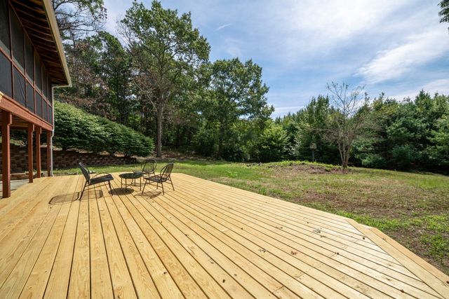 25 Old Center St, Carver, MA 02330