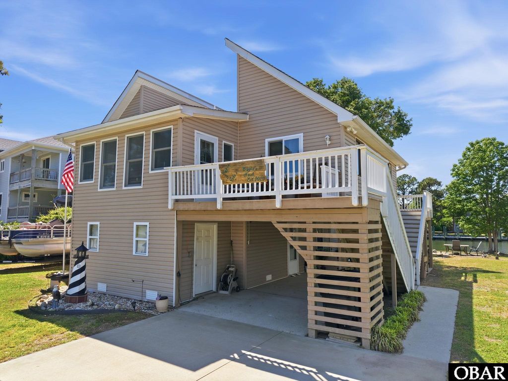 Image 1 of property listing at 3950 Pineway Drive Lot 20, Kitty Hawk, NC 27949