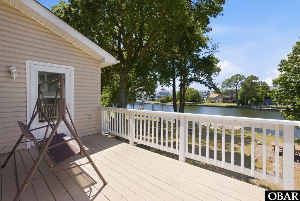 Image 25 of property listing at 3950 Pineway Drive Lot 20, Kitty Hawk, NC 27949