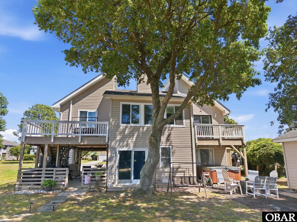 Image 7 of property listing at 3950 Pineway Drive Lot 20, Kitty Hawk, NC 27949