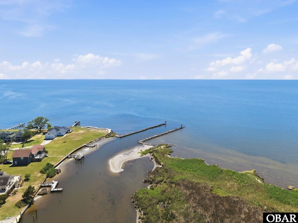Image 70 of property listing at 3950 Pineway Drive Lot 20, Kitty Hawk, NC 27949