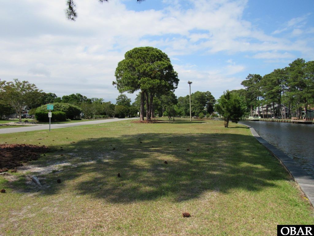 Image 85 of property listing at 3950 Pineway Drive Lot 20, Kitty Hawk, NC 27949