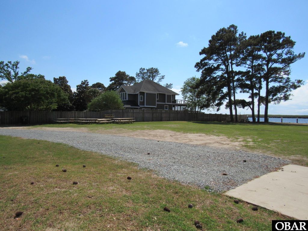 Image 87 of property listing at 3950 Pineway Drive Lot 20, Kitty Hawk, NC 27949