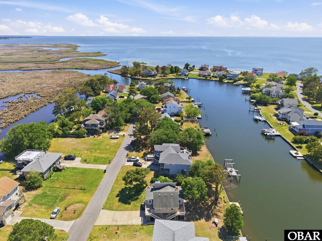 Image 10 of property listing at 3950 Pineway Drive Lot 20, Kitty Hawk, NC 27949