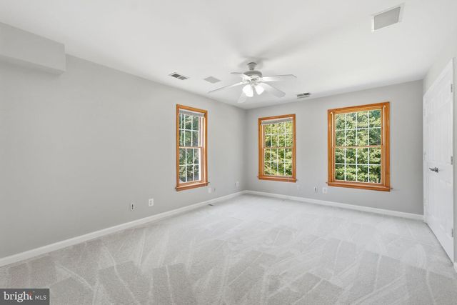 3459 ENDURO RUN RD, Midland, VA 22728