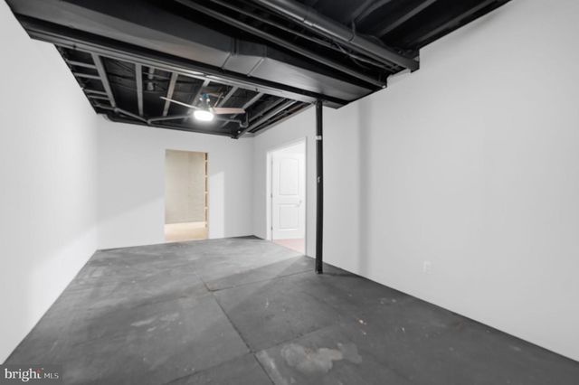 3459 ENDURO RUN RD, Midland, VA 22728