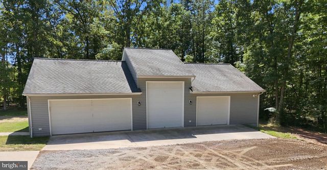 3459 ENDURO RUN RD, Midland, VA 22728