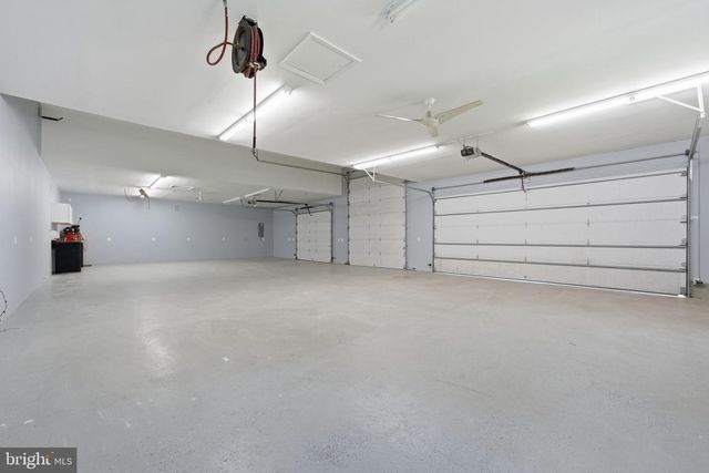 3459 ENDURO RUN RD, Midland, VA 22728