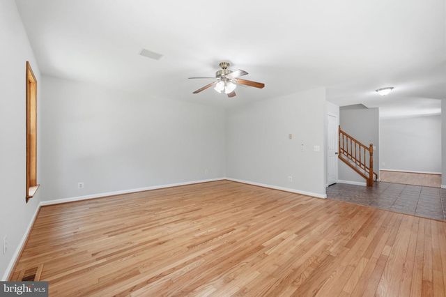 3459 ENDURO RUN RD, Midland, VA 22728