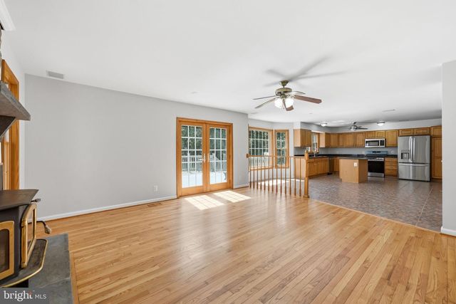 3459 ENDURO RUN RD, Midland, VA 22728