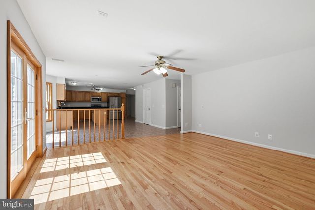 3459 ENDURO RUN RD, Midland, VA 22728
