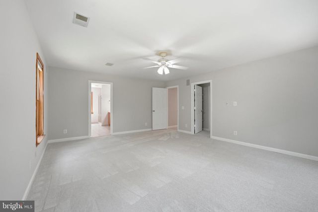 3459 ENDURO RUN RD, Midland, VA 22728