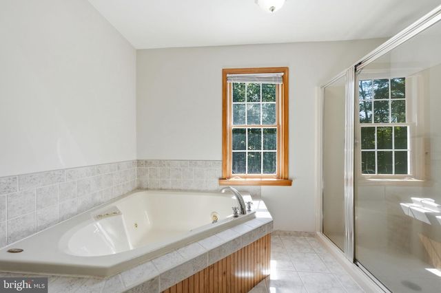 3459 ENDURO RUN RD, Midland, VA 22728