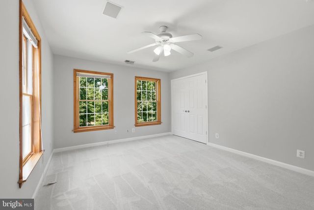 3459 ENDURO RUN RD, Midland, VA 22728