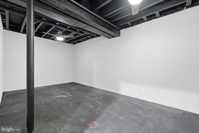 3459 ENDURO RUN RD, Midland, VA 22728