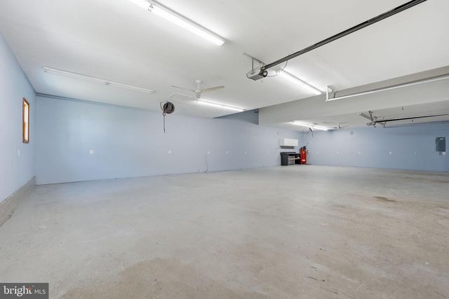 3459 ENDURO RUN RD, Midland, VA 22728