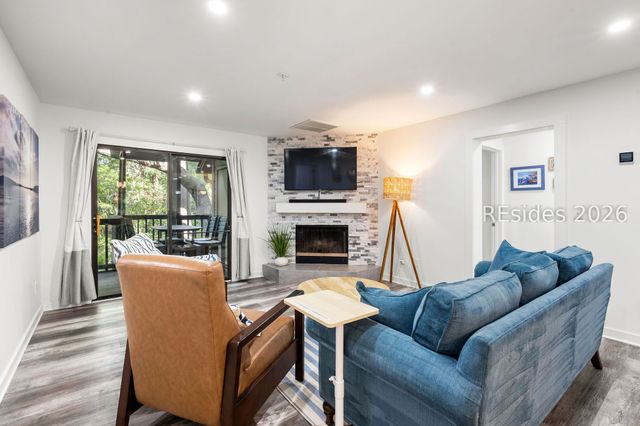 50 Yacht Cove Dr Apt 510, Hilton Head Island, SC 29928