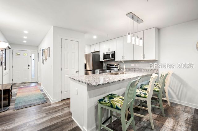 50 Yacht Cove Dr Apt 510, Hilton Head Island, SC 29928