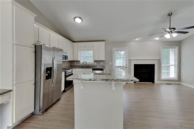 5333 Highpoint Road, Flowery Branch, GA 30542