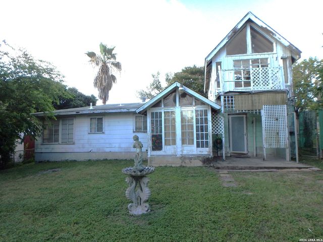 455 Savannah Dr, San Antonio, TX 78213