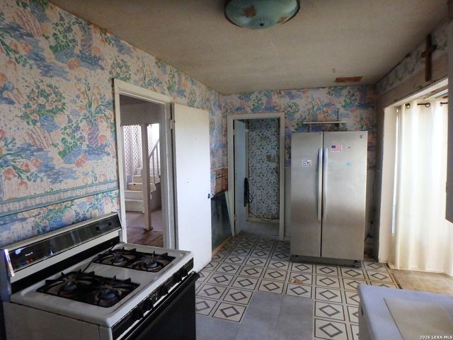 455 Savannah Dr, San Antonio, TX 78213