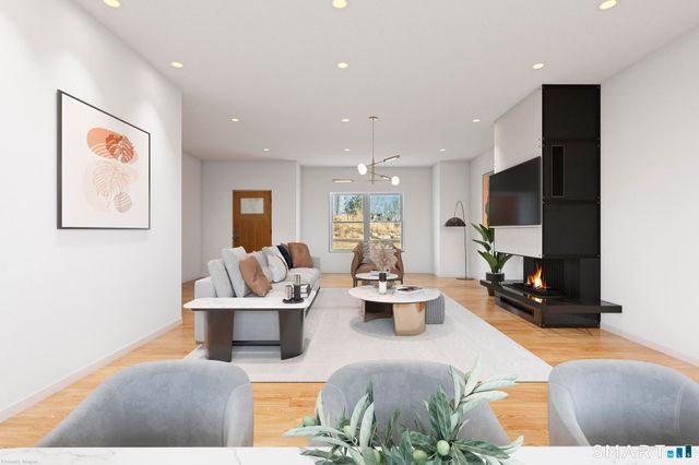 154B Long Meadow Hill Road, Brookfield, CT 06804