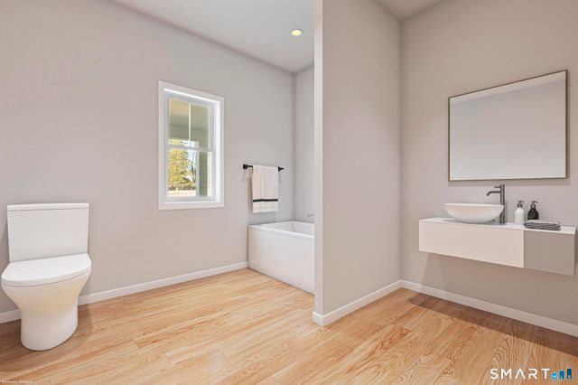 154B Long Meadow Hill Road, Brookfield, CT 06804