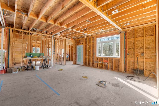 154B Long Meadow Hill Road, Brookfield, CT 06804