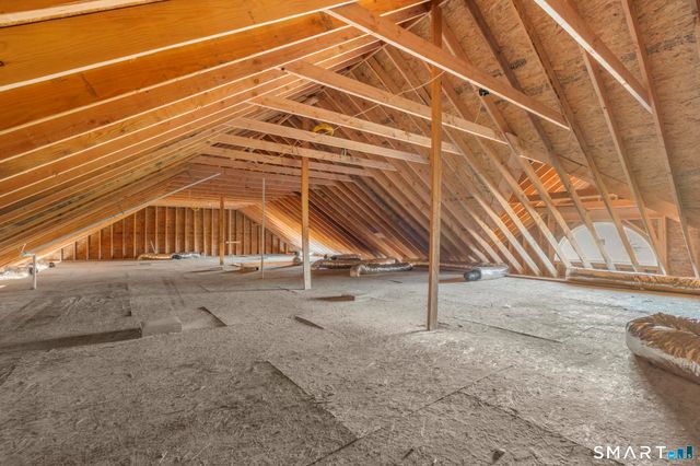 154B Long Meadow Hill Road, Brookfield, CT 06804