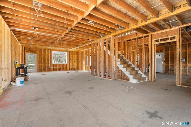 154B Long Meadow Hill Road, Brookfield, CT 06804