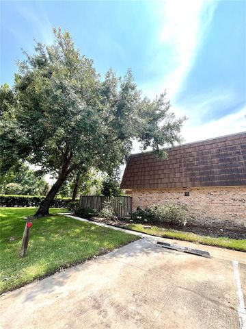 5268 CORAL COURT 612, Orlando, FL 32811