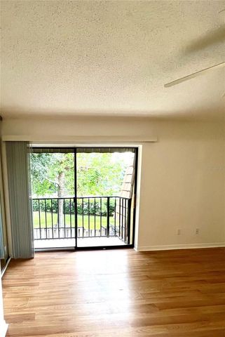 5268 CORAL COURT 612, Orlando, FL 32811