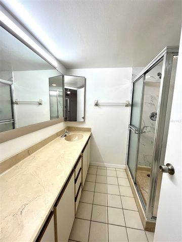 5268 CORAL COURT 612, Orlando, FL 32811