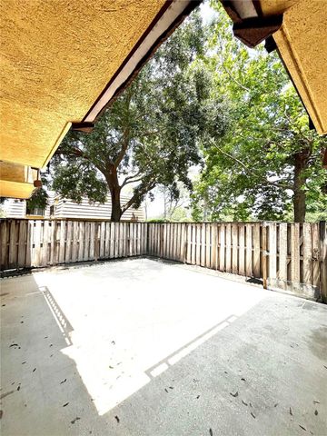 5268 CORAL COURT 612, Orlando, FL 32811